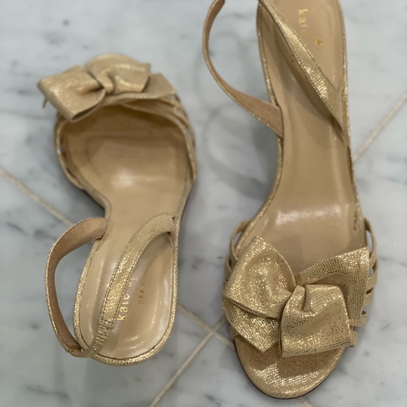 Kate Spade Gold Leather Sling Back Sandal with Bow at Toe - size 9 - Picture 10 of 10